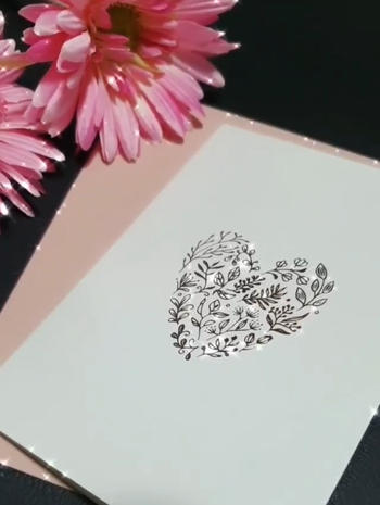 Fiona Ariva Botanical Heart Rose Gold Foiled Greeting Card Review