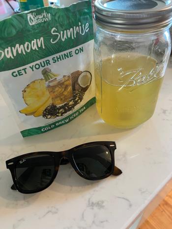 Snarky Tea Samoan Sunrise - Loose Leaf Tropical Cold Brew Green Tea Review