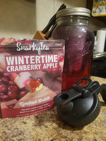 Snarky Tea Wintertime Cranberry Apple - Limited Batch Herbal Tea Review