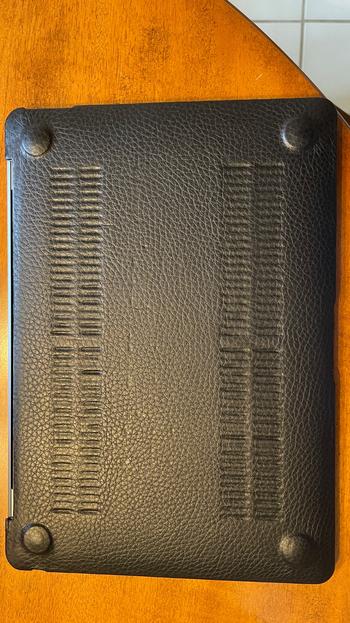 Vaja Macbook Air 13” Suit Leather Case (M1-2020-2018) Review