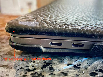 Vaja MacBook Pro 16” Leather Suit Review