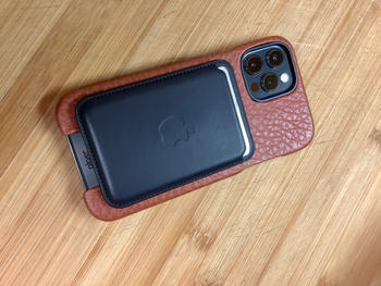 Vaja Grip iPhone 12 & 12 pro Leather Case with MagSafe Review