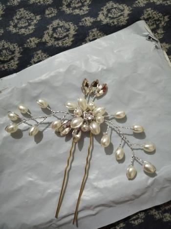 TrendyVibes.CO Pearl Beads Beautiful Floral Headdress Review