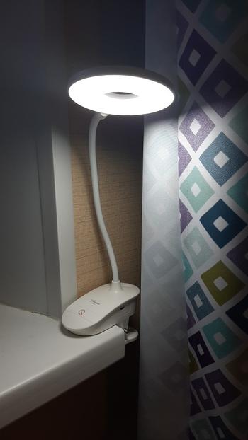 TrendyVibes.CO Portable and Adjustable Clip Desk LED Lamp Review