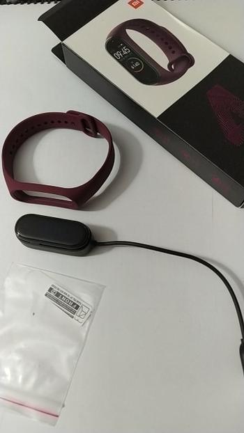 TrendyVibes.CO Customizable Sports and Fitness Smartwatch Band Review