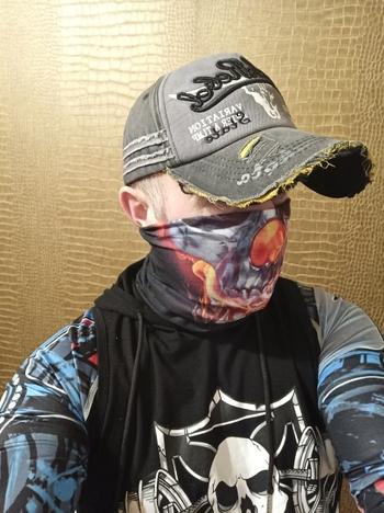 TrendyVibes.CO Stretchable and Seamless Cool Skulls Face Mask Neck Gaiter Review