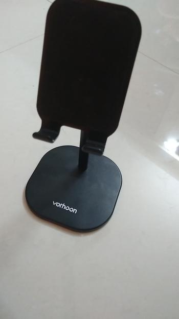 TrendyVibes.CO Adjustable Charge and Watch Phone and Tablet Stand Review