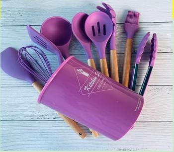TrendyVibes.CO Silicone Kitchen Utensils Set with Wooden Handle Review