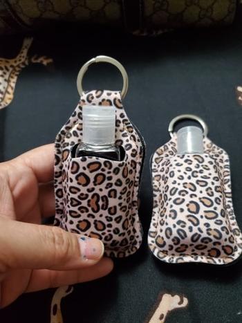 TrendyVibes.CO Travel Size Portable Hand Sanitizer Keychain with Refillable Bottle Review