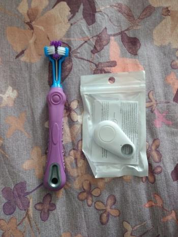 TrendyVibes.CO Three Sided Pet Toothbrush Review