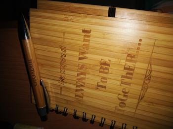 Woodgeek store Amor vincit omnia: Love conquers all - Personalized Wooden Notebook Review