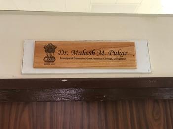 Woodgeek store Customize Your Own Wooden Nameplate Review