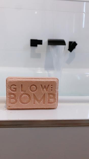 GlowDry Australia GlowBomb - Fake Tan Removing BATH BOMB Review