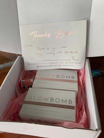 GlowDry Australia GlowBomb - Fake Tan Removing BATH BOMB Review