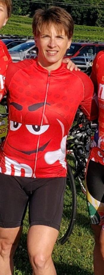 Outdoor Good Store M&M Retro Cycling Jersey Review