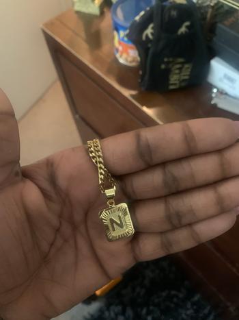 ZÈRA 18k Gold Initials Pendant Necklace Review