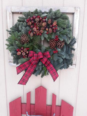 Lynch Creek Wreaths  Country Christmas Review