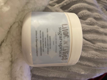 Sugar + Spruce A Bath And Body Apothecary Shea Butter Cream Review