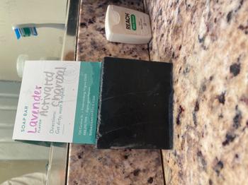 Sugar + Spruce A Bath And Body Apothecary Activated Charcoal with Lavender Soap Bar Review