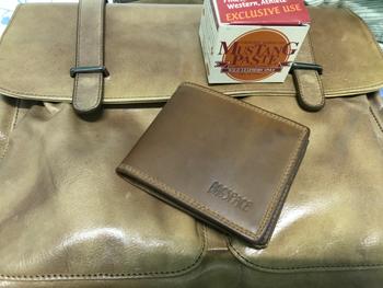 Bagspace Stellar Nubuck Wallet (BJ06) Review
