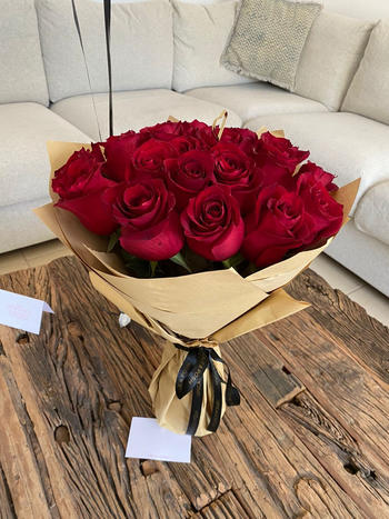 Upscale and Posh Luxury Red Roses Review