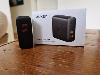 Dab Lew Tech Aukey Dual-Port USB Wall Charger with Quick Charge 3.0 PA-T16 Review