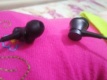 Dab Lew Tech Xiaomi Piston 3 InEarphone Headphones Basic  Black Review