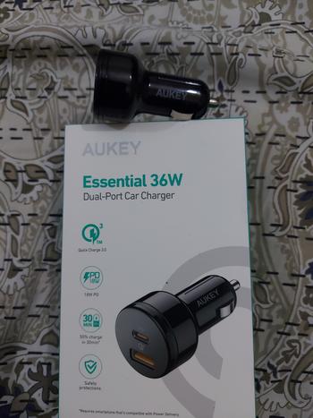 Dab Lew Tech AUKEY CC-Y18 - Essential 36W Dual Port Car Charger 1 Port 18W Power Delivery and other Qualcomm USB-A Port Review