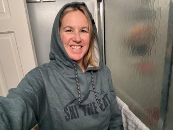 Ski The East Icon Pullover Hoodie - Gray Review