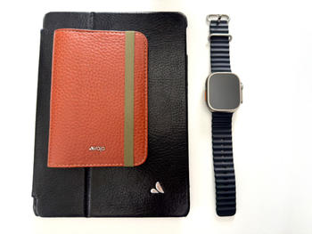 Vaja Row Alfa Leather Passport Holder Review