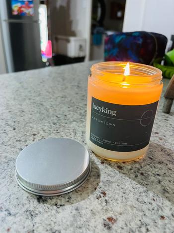 L U C Y K I N G ARROWTOWN Candle > Medium | Minimalist Review