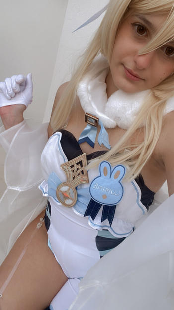 Uwowo Cosplay 【In Stock】Exclusive Uwowo Genshin Impact Fanart: Lumine Bunny Suit Canon Outfit Cosplay Traveler Costume Review