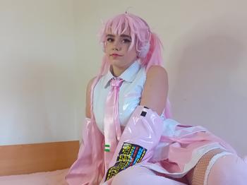 Uwowo Cosplay Uwowo V Singer Classic Sakura Pink Dress Cosplay Costume Review