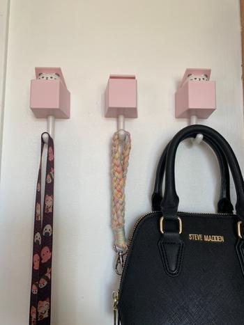 GeekyGet Peeping Cat Chick Hamster Wall Hook Review