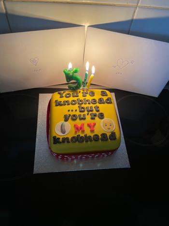 The Cake Store Knobhead Gift Cake Review
