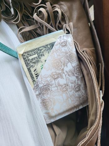 Flashbang Holsters Tea-Stained Roses Slimline Wallet Review