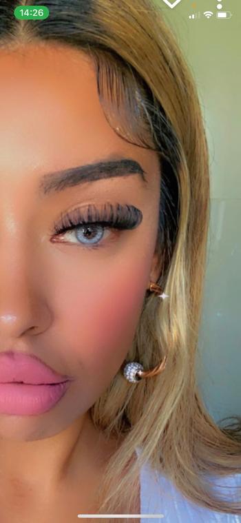 Unicorn Cosmetics Russian Volume 4 Real Strip Unicorn Lashes Review