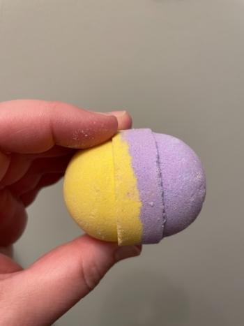 Sugar + Spruce A Bath And Body Apothecary Kid's Mini Bath Bombs Review