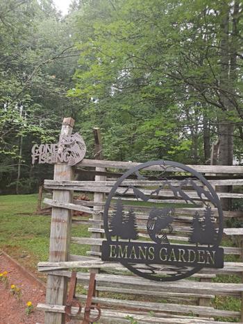 Lakeshore Metal Decor Gone Fishing Review