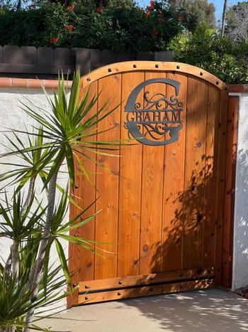 Lakeshore Metal Decor Lifesaver Monogram Review