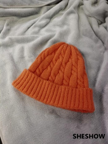 SheShow Fashion Knitted Ribbed Unisex Beanie Review