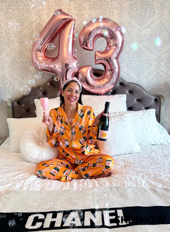 SheShow Champagne Bottle Pajama Set Review