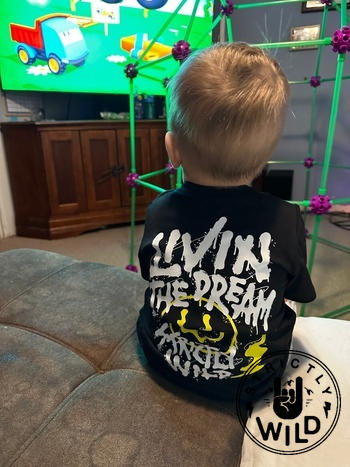Strictly Wild Livin The Dream T-Shirt Review