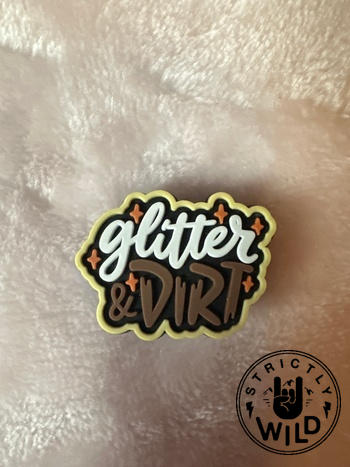 Strictly Wild Glitter & Dirt Croc Charm Review