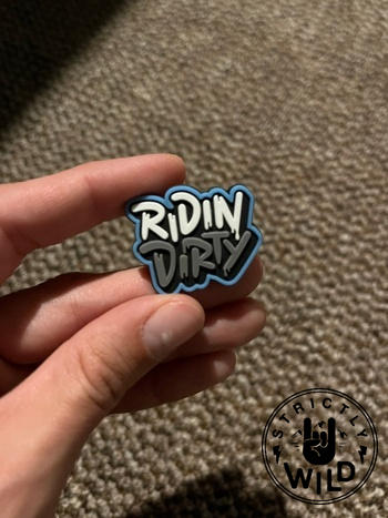 Strictly Wild Ridin Dirty Croc Charm Review