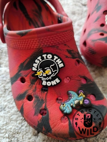 Strictly Wild Fast To The Bone Croc Charm Review