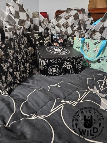 Strictly Wild Whip It Gift Bag Review