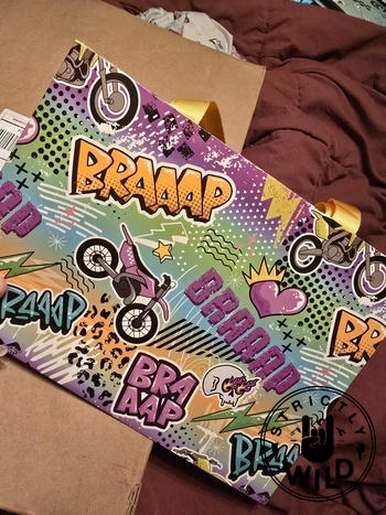 Strictly Wild Neon Braaap Gift Bag Review