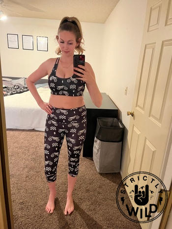 Strictly Wild Full Throttle Adult Leggings Review