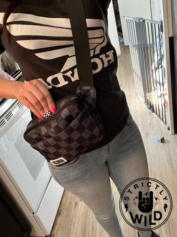 Strictly Wild Chasing Checkers Cross Body + Fanny Pack Review